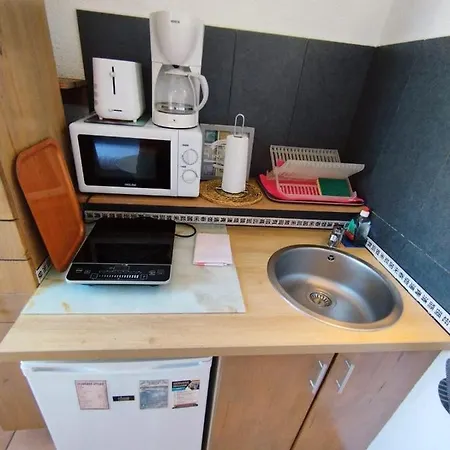 We ! Studio 2 Steps From The City Center Beachs And The Palais * Cannes