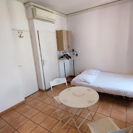 Appartement We ! Studio 2 Steps From The City Center Beachs And The Palais