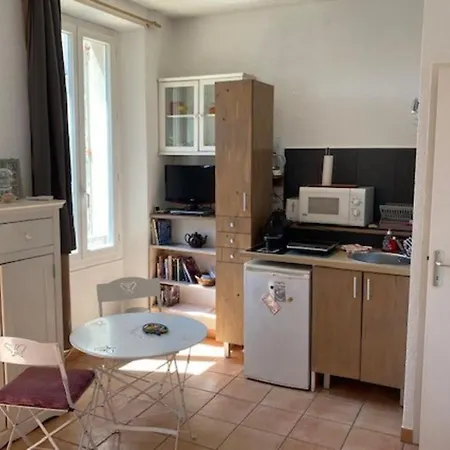 Apartament We ! Studio 2 Steps From The City Center Beachs And The Palais Cannes