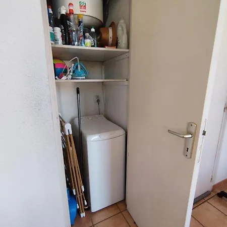 We ! Studio 2 Steps From The City Center Beachs And The Palais *